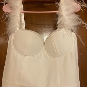 Brand New Elegant White Feather-Trimmed Bustier